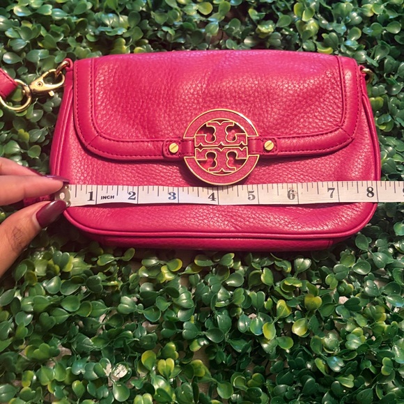 Tory Burch Amanda Leather Crossbody - Picture 6 of 7